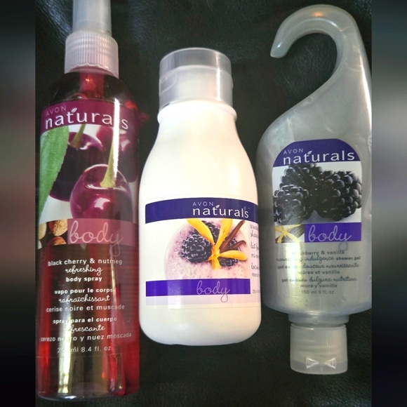 Avon Naturals Blackberry & Vanilla Set Full Size 8.4floz - Picture 2 of 8